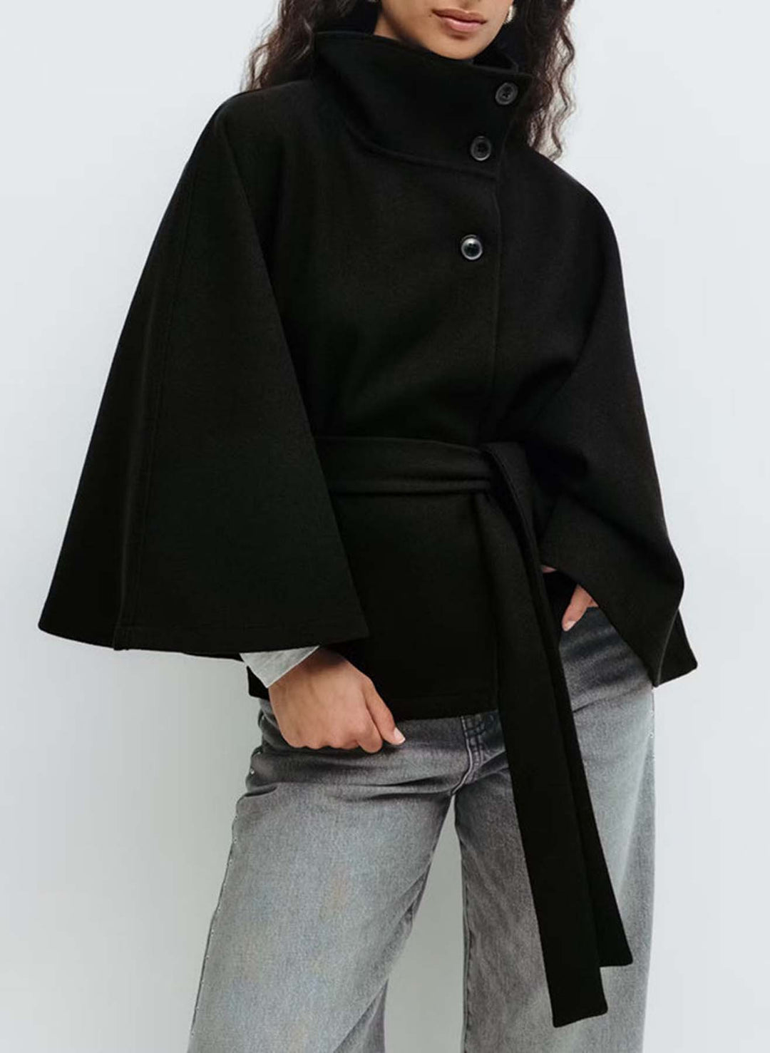 Damen Kurzcape-Mantel mit Stehkragen, Oversize-Ärmeln und Bindegürtel Shop Nory