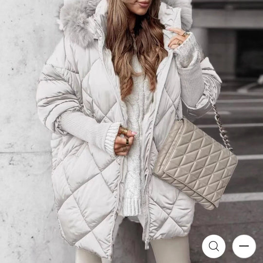 Damen langer gesteppter Winterparka mit großer Kapuze und Kunstfellbesatz Shop Nory