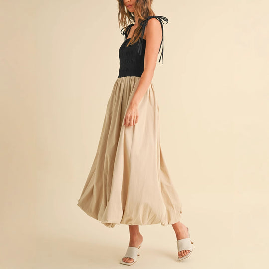 Damen Midikleid mit Smok‑Büste, Bindeträgern und ballonigem Volantrock Shop Nory