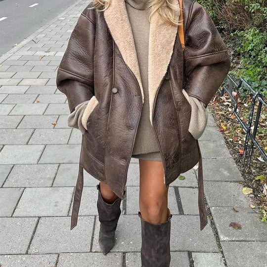 Damen Lässige jacke mit weichem Futter und praktischen Taschen Shop Nory