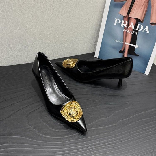 Damen Spitz zulaufende Pumps mit Metallic-Optik und Rosetten-Applikation Shop Nory