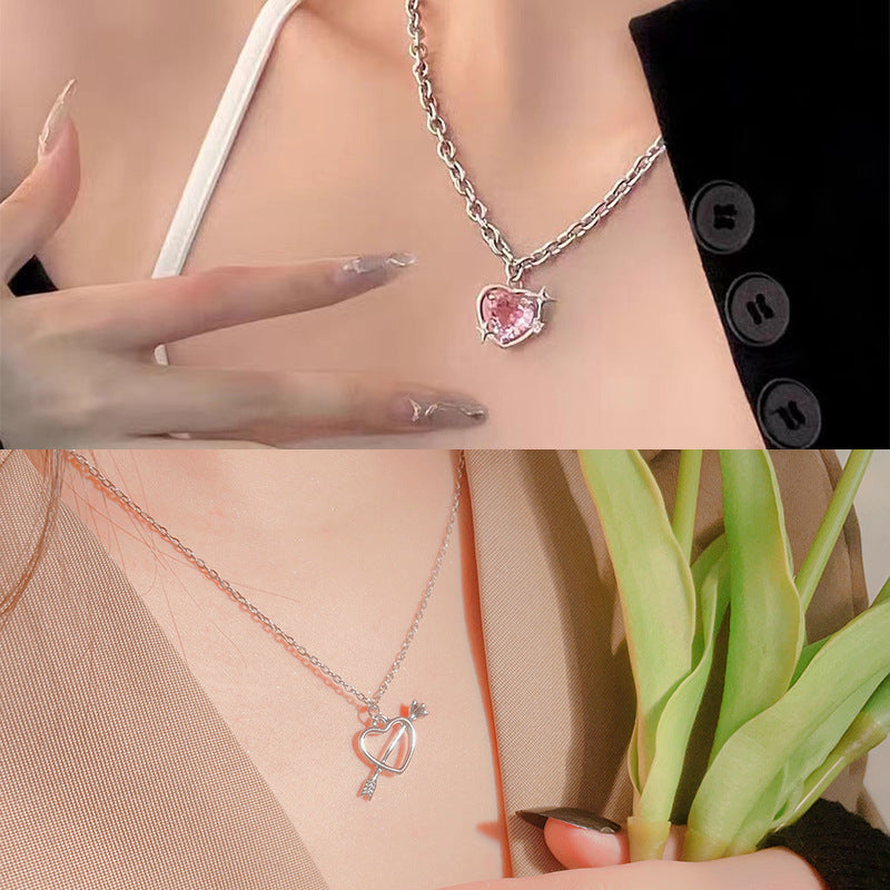 Damen Halskette mit herzförmigem Anhänger und luxuriösem Design Shop Nory