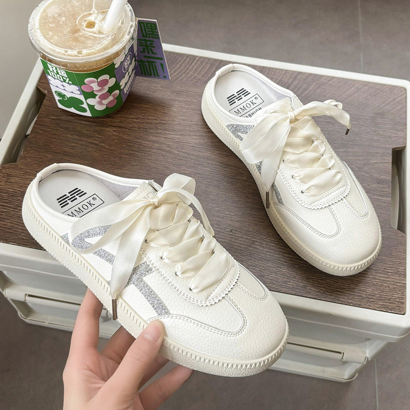 Damen Satin-Schnürpantoffel Mule-Sneaker mit offener Fersenpartie und Metallic-Optik Shop Nory