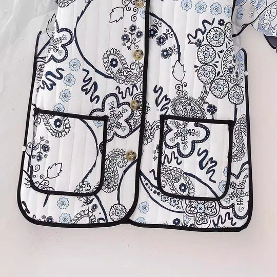 Damen Gestepptes Paisley‑Print Steppjacke mit Kontrastpaspel und Rundhalsausschnitt Shop Nory