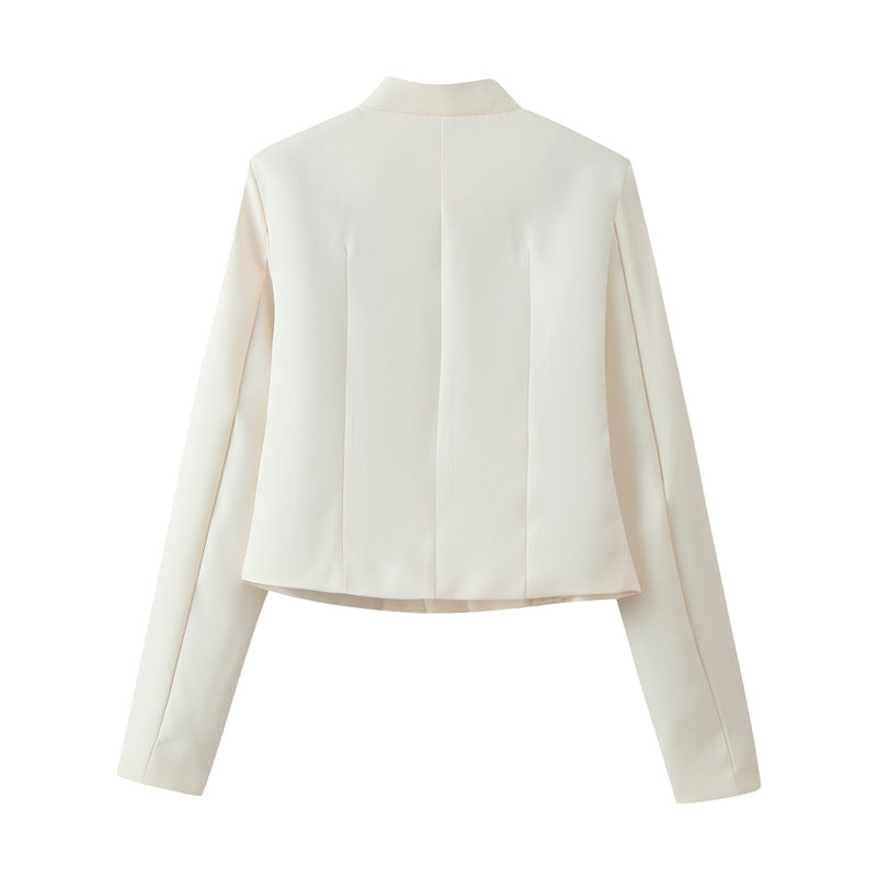 Damen Gekürzte taillierte Jacke mit Mandarinkragen und dekorativen Knebelverschlüssen Shop Nory