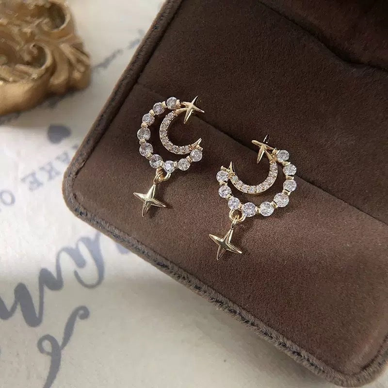 Damen Ohrstecker mit elegantem Mond- und Sternendesign Shop Nory
