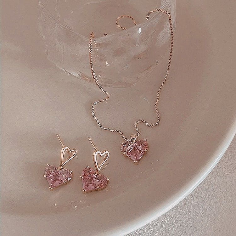Damen Schmuckset mit Herzen und funkelnden Kristallen Shop Nory