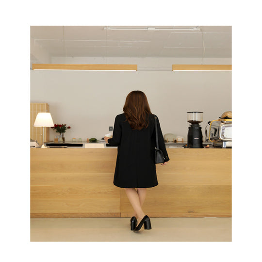 Damen Knieumspielender Einreihiger Wollmix-Longmantel im minimalistischen Tailoring Shop Nory