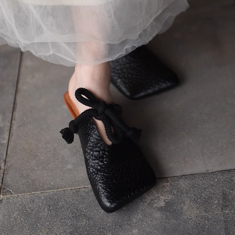 Damen Quadratische Leder-Mules mit geknoteter Seilschleife und genarbter Oberfläche Shop Nory