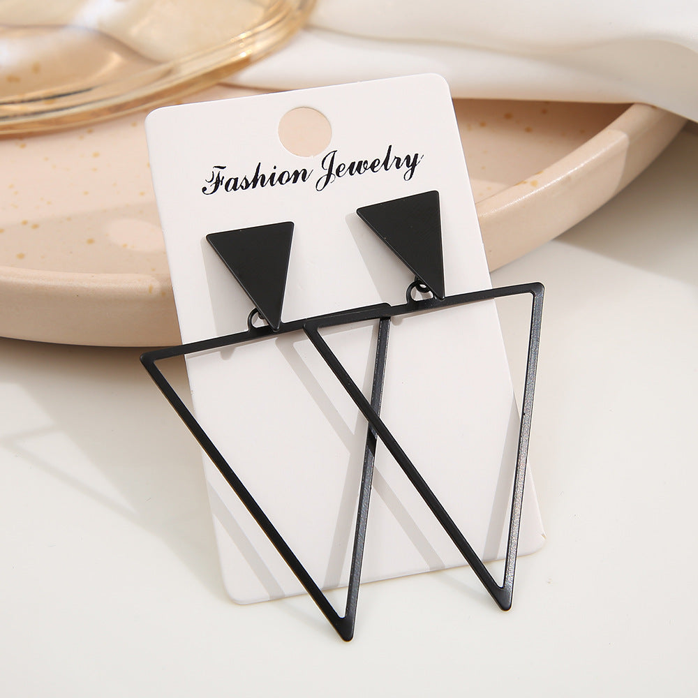 Damen geometrische Ohrringe mit modernem Design Shop Nory
