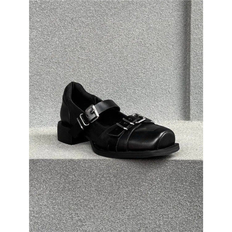 Damen Ledermules mit Schnallenriemen, spitzer Zehenform und Nietenbesatz Shop Nory