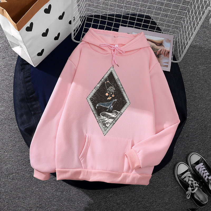Damen nan Oversize Kapuzenpullover mit aufgenähter Wal-Patchapplikation, Kängurutasche und fleecegefüttertem Innenfutter Shop Nory
