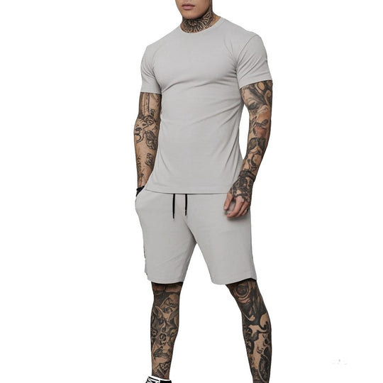 Herren Sportliches Kurzarm- und Shorts-Set mit kontrastierenden Details