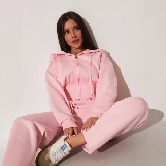 Damen kurzes Kapuzen-Zipshirt mit tailliertem Tunnelzug und weit geschnittene High-Waist-Loungehose Shop Nory