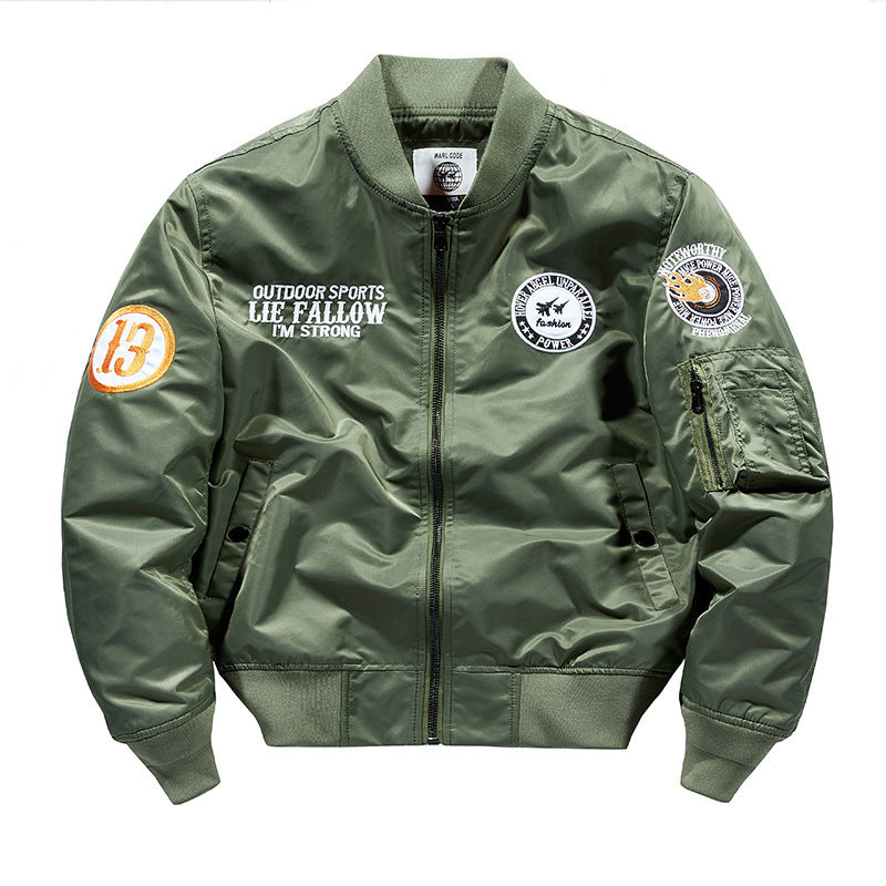 Herren leichte Piloten-Bomberjacke mit Badge‑Applikationen, Ärmeltasche und gerippten Bündchen Shop Nory