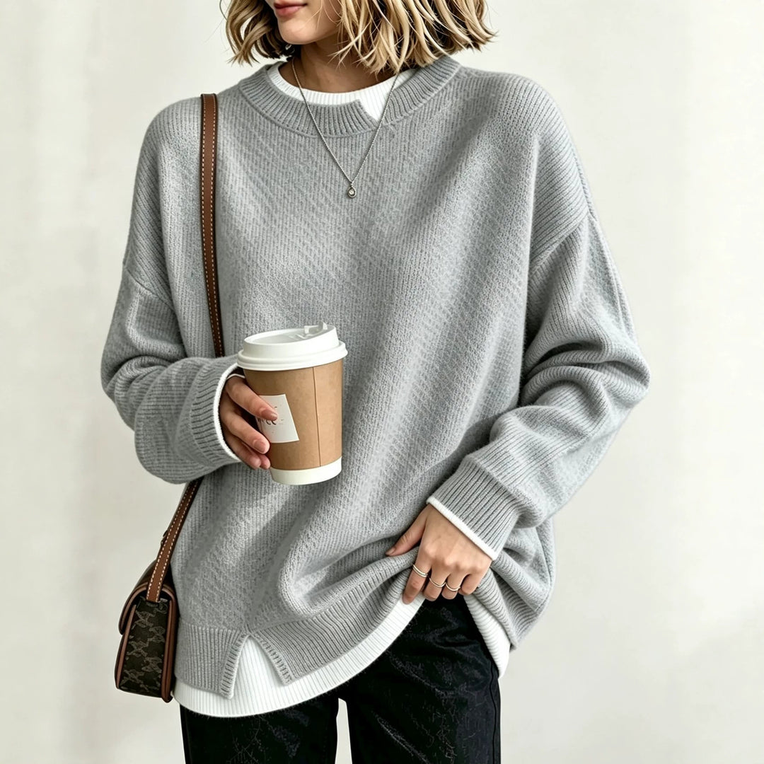 Damen Oversize Rundhals-Feinstrickpullover mit überschnittenen Schultern und Seitenschlitzen Shop Nory