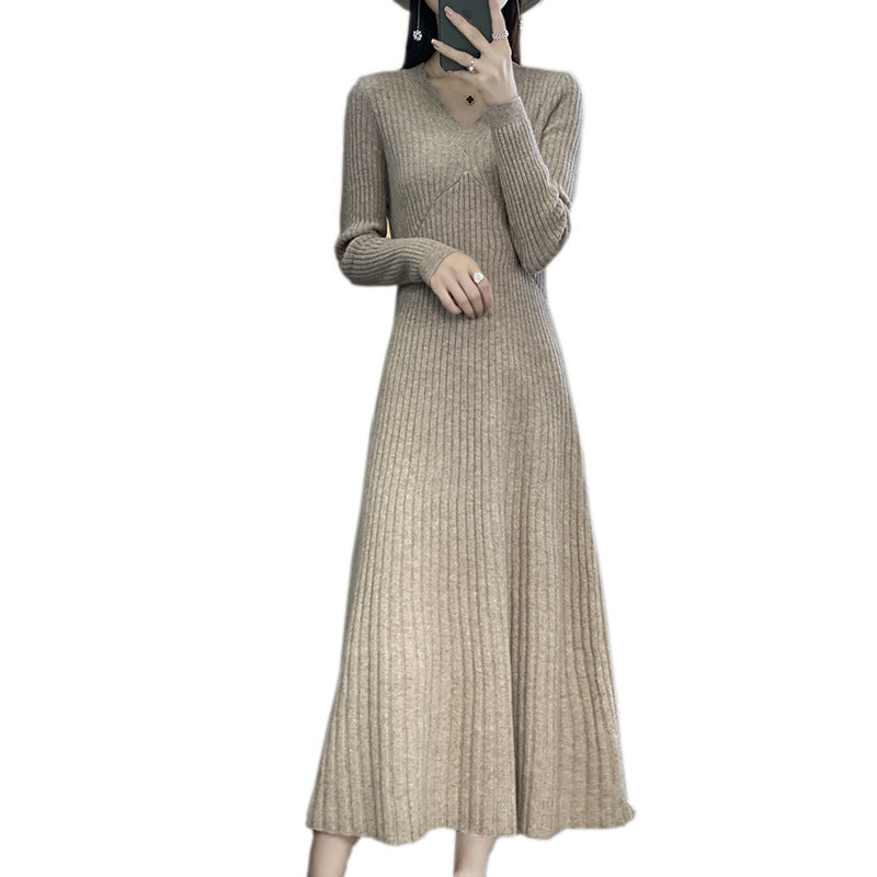 Damen Langes geripptes Strickmidikleid mit taillierter Silhouette und A‑Linien-Rock Shop Nory