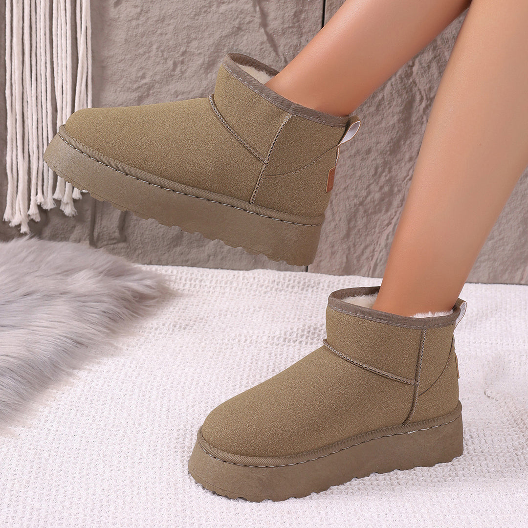Damen Gefütterte Kurzstiefel mit Plateau‑Sohle und Velours‑Optik Shop Nory