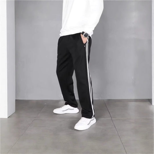 Herren Sportliche Trainingshose mit seitlichen Streifen Shop Nory