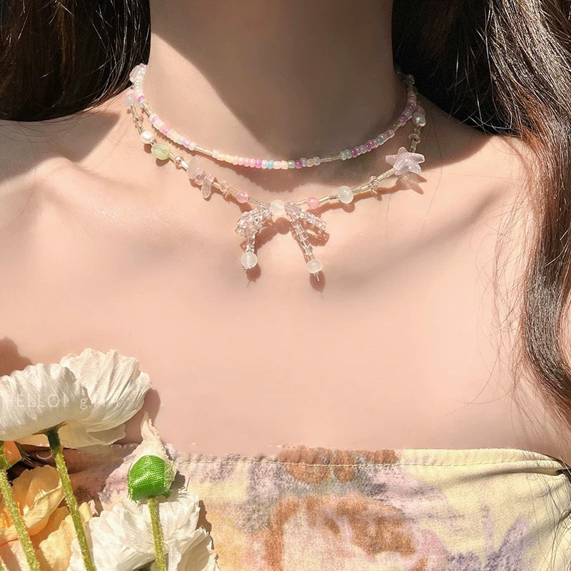 Damen Halskette mit handgefertigtem, buntem Design und funkelnden Kristallelementen Shop Nory