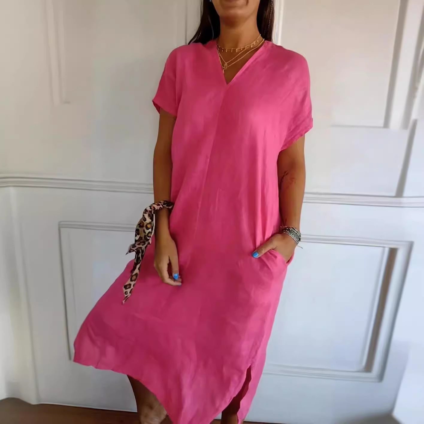 Damen lässiges V-Ausschnitt Kleid mit praktischen Taschen