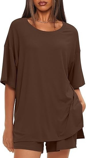Damen Oversize T-Shirt mit lässigem Schnitt und seitlichen Schlitzen