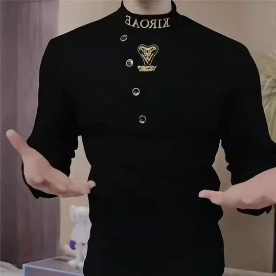 Herren Enganliegendes Langarmshirt mit Stehkragen, asymmetrischer Knopfleiste und Logo-Stick Shop Nory