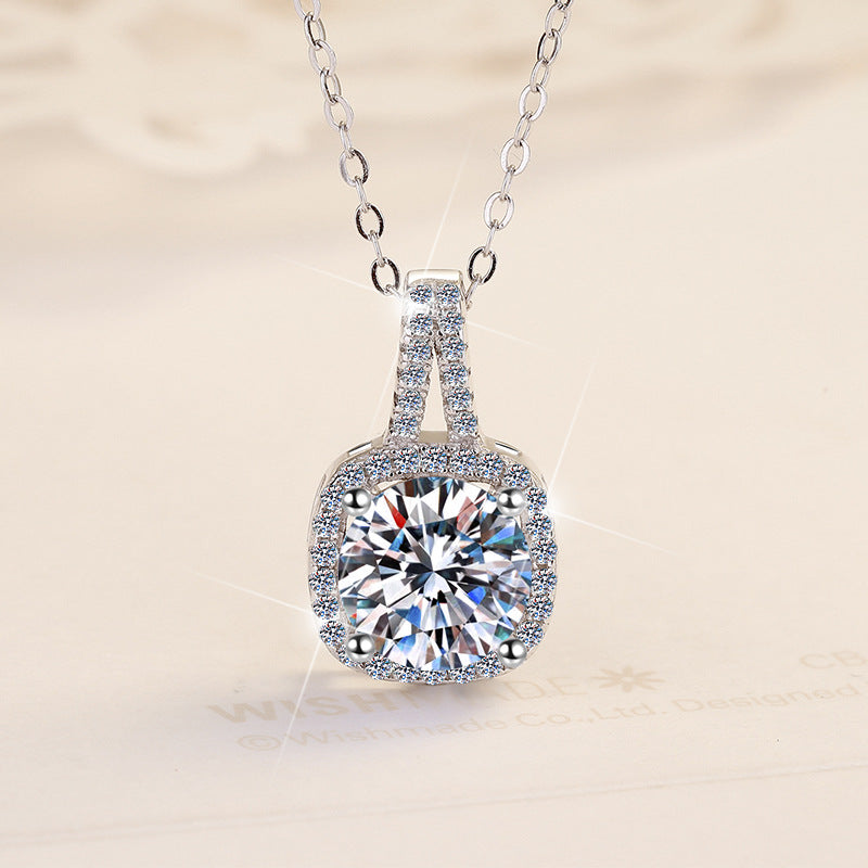 Damen Verlobungsring mit funkelndem Zirkonia und filigranem Design Shop Nory