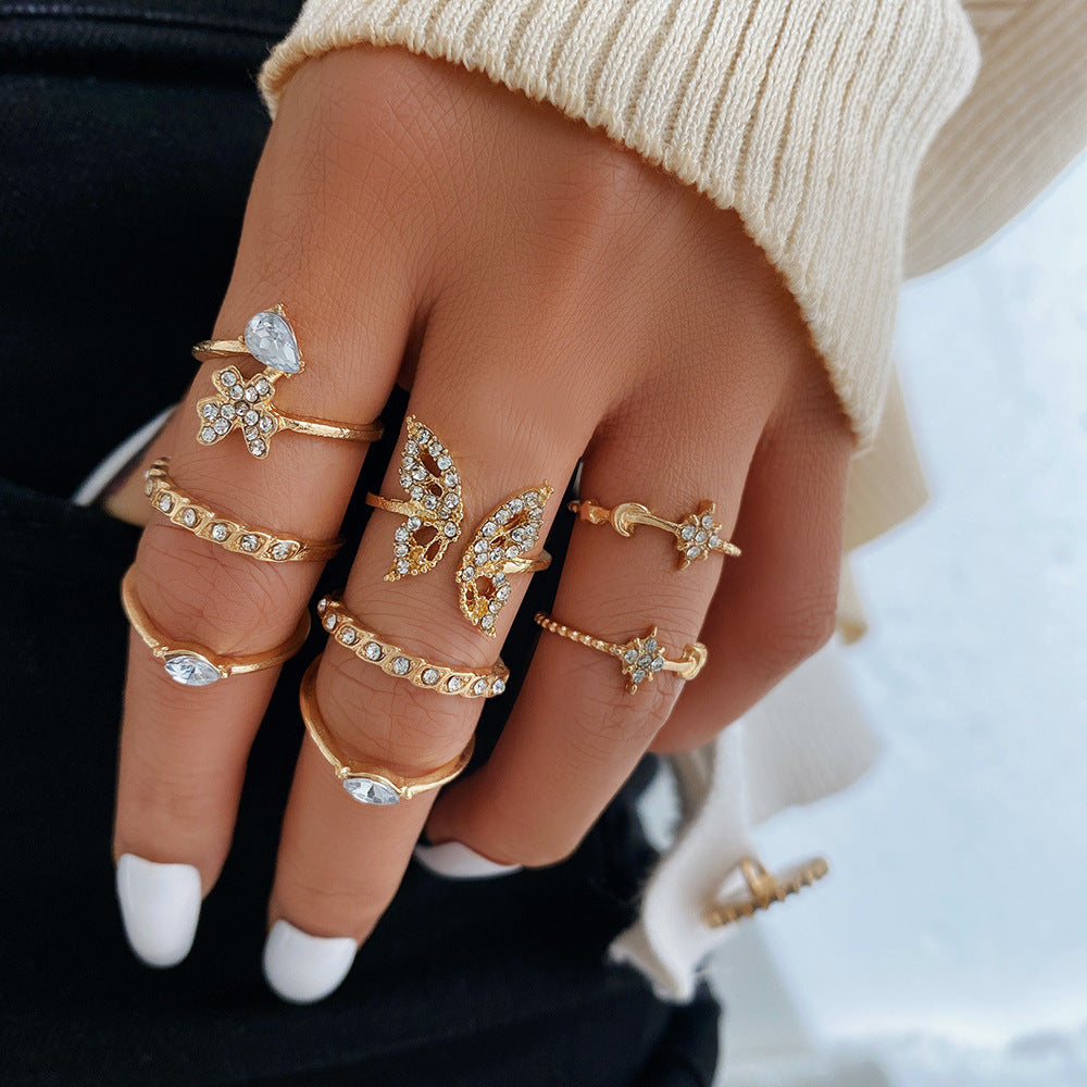 Damen Ring-Set mit funkelnden Zirkonia und kunstvollem Design Shop Nory