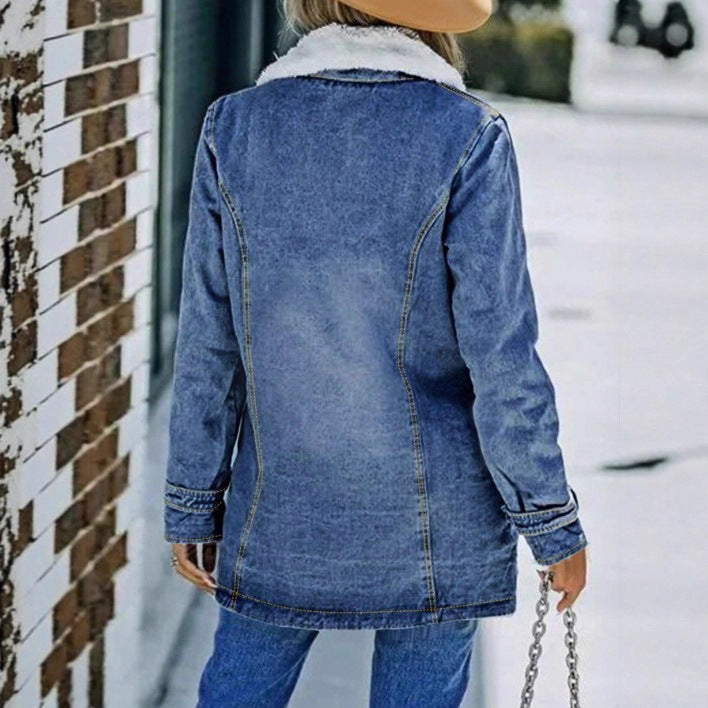 Damen Oversize-Denimjacke mit Teddyfutter, Knopfleiste und aufgesetzten Taschen Shop Nory