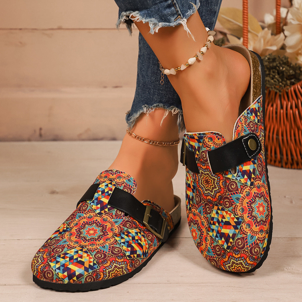 Damen Freizeit-Sandalen mit buntem geometrischen Design und verstellbarem Riemen Shopnory