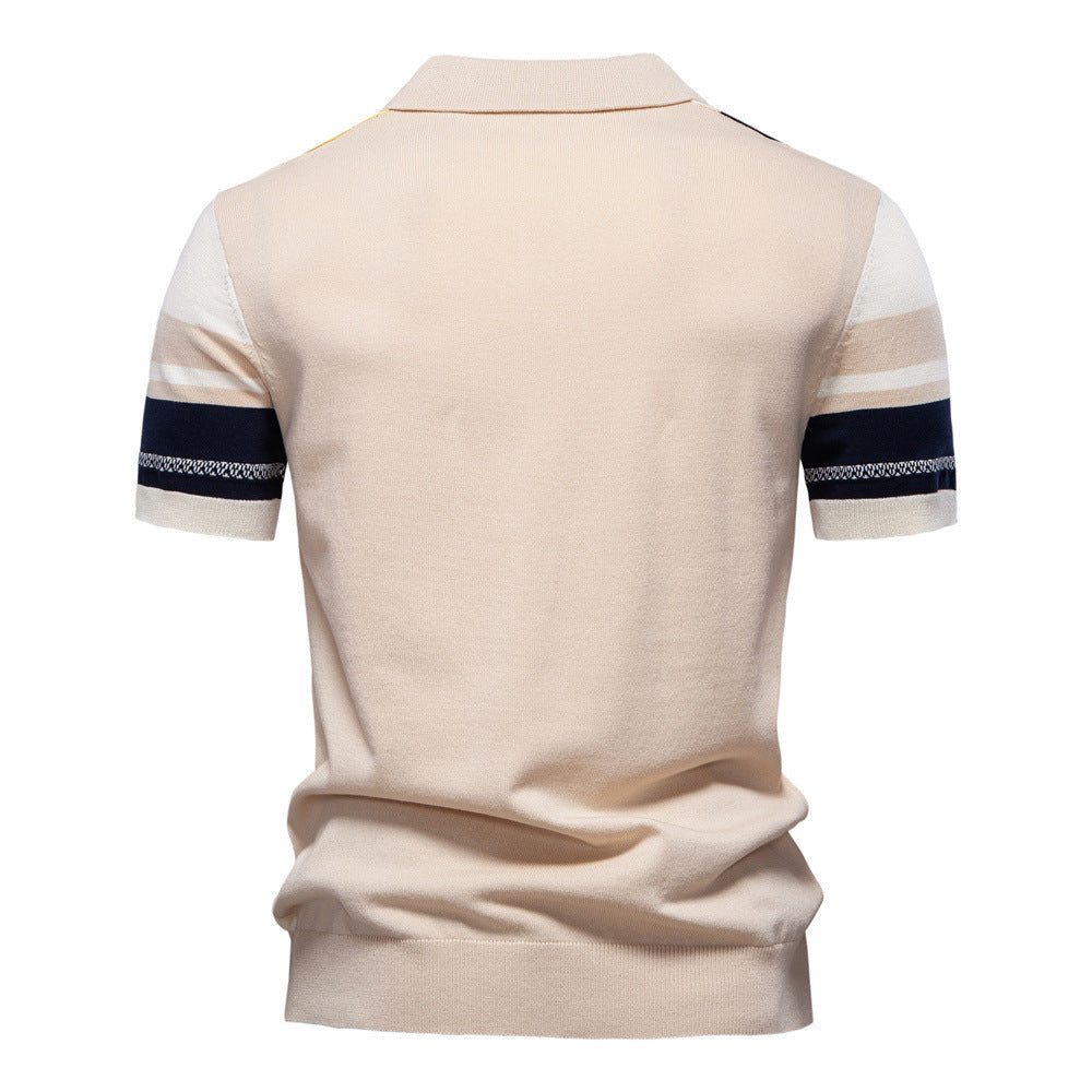 Herren nan retro-inspiriertes Strickpolo mit vertikaler Intarsienstruktur und offenem Kentkragen