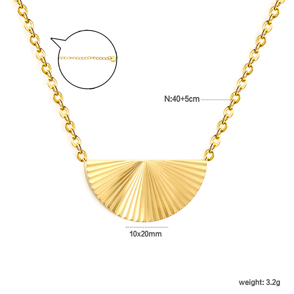 Damen Halskette mit Herzanhänger aus hochwertigem Edelstahl und stilvollem Zopfmuster Shop Nory