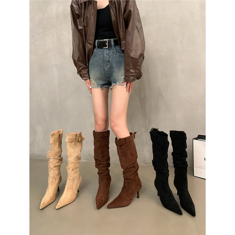 Damen kniehohe Slouch‑Stiefel aus Veloursleder mit spitzer Zehenpartie Shop Nory
