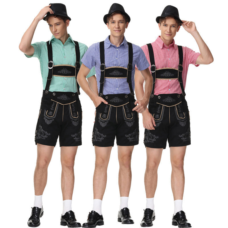 Herren Stilvolles Trachten-Outfit mit aufwändigen Stickereien und modernen Akzenten