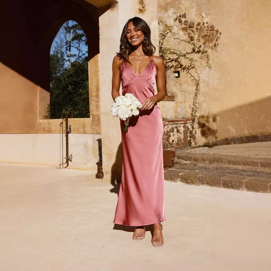 Damen Elegantes und Figurbetontes Abendkleid mit Tiefem V-Ausschnitt und Schmalem Schnitt