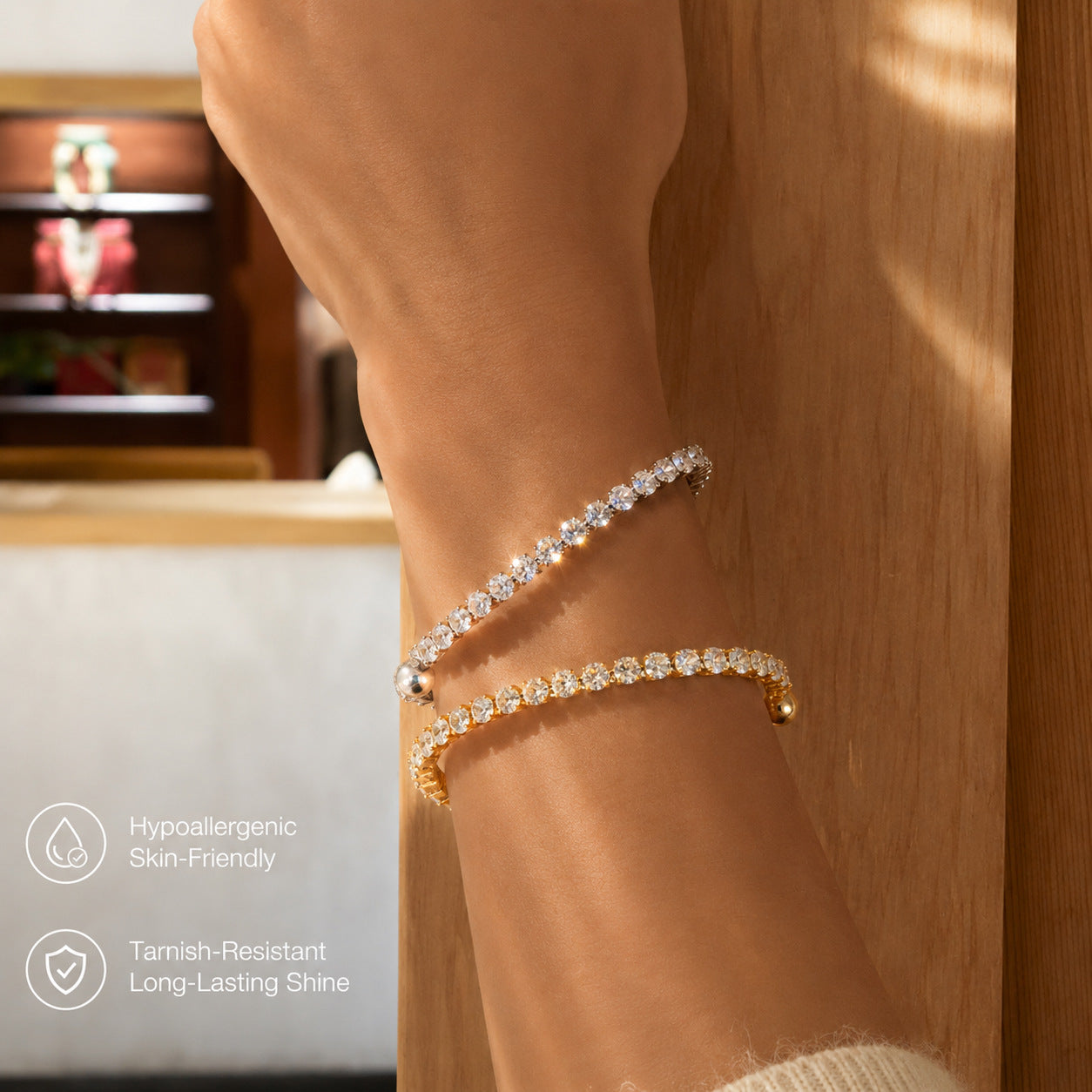Damen Armband mit funkelnden Zirkonia und verstellbarem Design Shop Nory