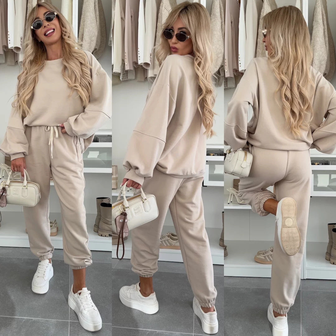 Damen Oversized Loungewear-Set aus weich angerautem Sweat mit Kordelzug-Jogginghose und relaxed Pullover Shop Nory