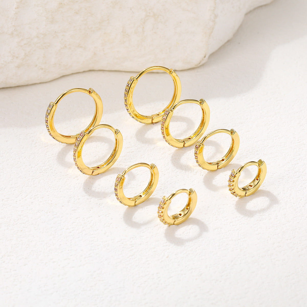 Damen Creolen-Set mit funkelnden Zirkonia-Details Shop Nory