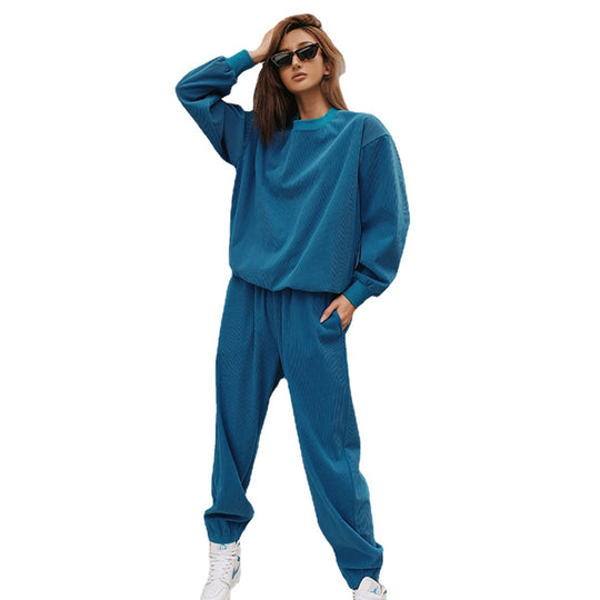 Damen Oversize-Lounge-Set aus strukturierter Jersey-Qualität mit Rundhalsausschnitt und elastischer Bundhose Shop Nory