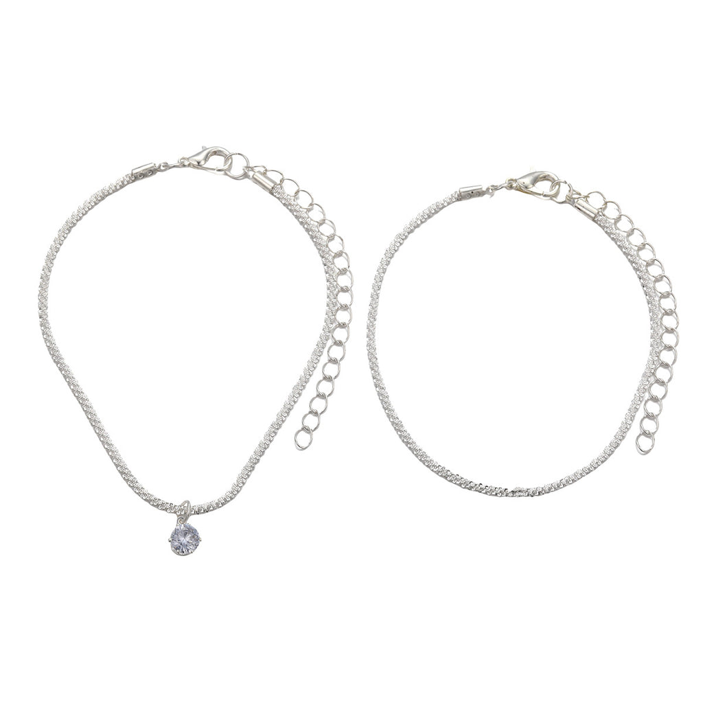 Damen Fußkettchen mit funkelnden Kristallen und eleganten Details Shop Nory