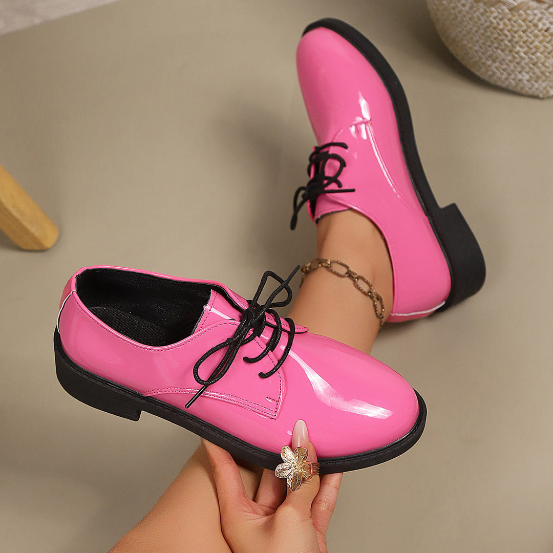 Damen klassische Schnürschuhe mit glänzender Oberfläche