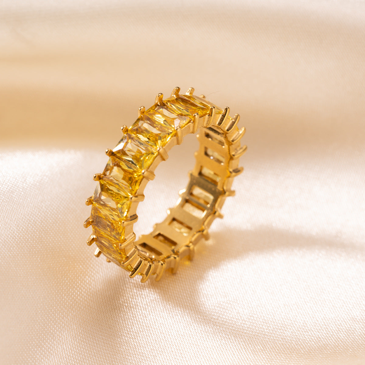 Damen Zarter Ring mit pinken Kristallen Shop Nory