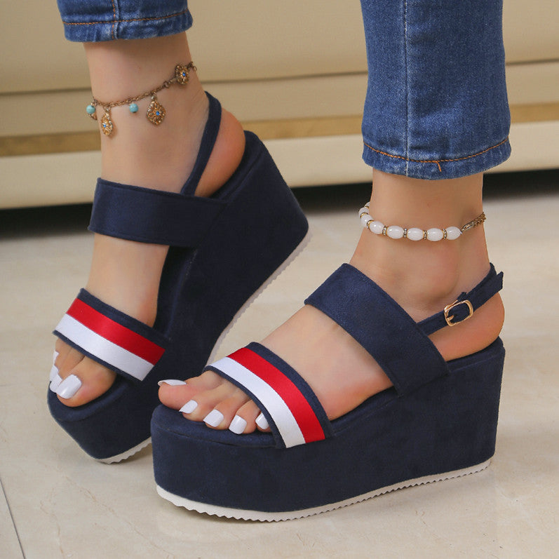 Damen Plattform-Sandalen mit modischem Riemchen-Design