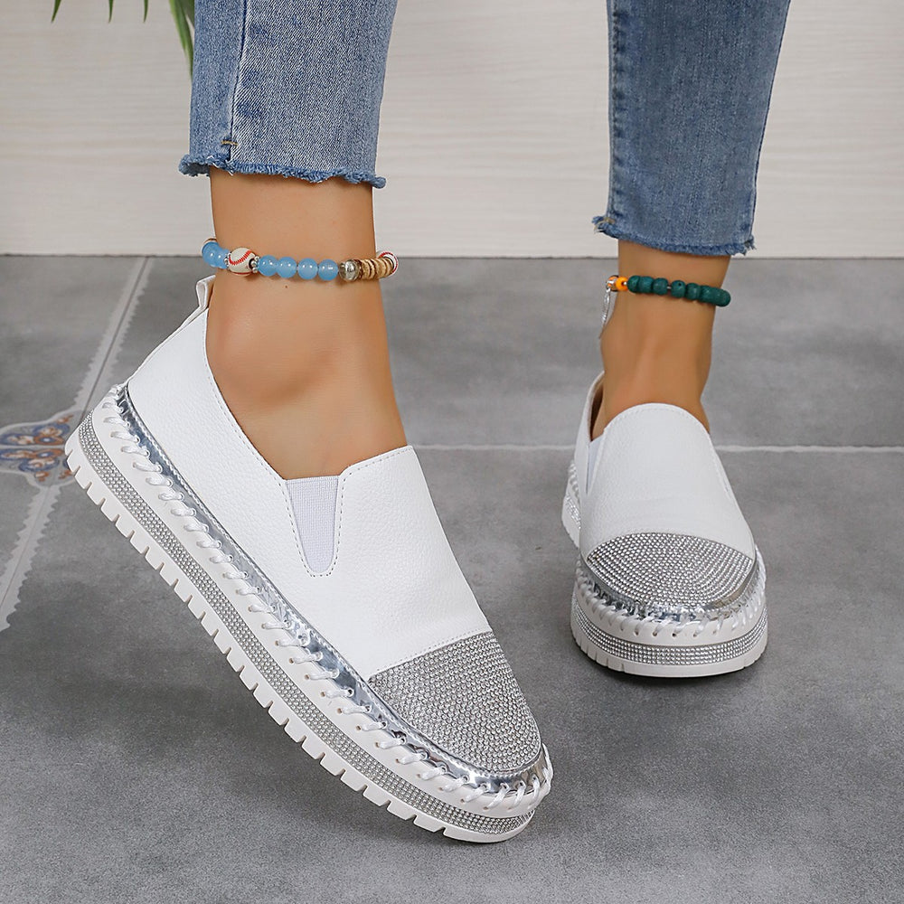 Damen Slip-On Plateau-Slipper mit Strassbesatz, elastischem Einstieg und profilierter Gummisohle Shop Nory