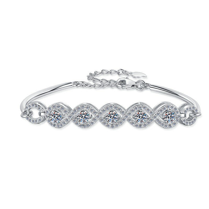 Damenarmband mit funkelnden Zirkonia und elegantem Design Shop Nory
