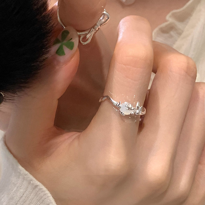 Damenring mit filigranem Design und elegantem Stein Shop Nory