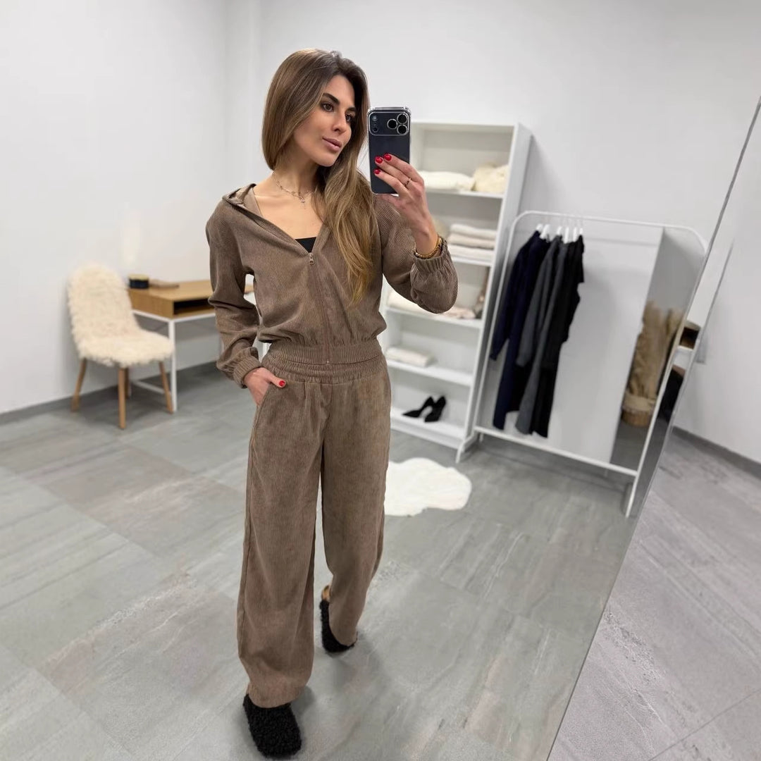 Damen weiches Cordvelours-Zweiteiler mit kurzer Kapuzenzipjacke und weiter Komforthose Shop Nory