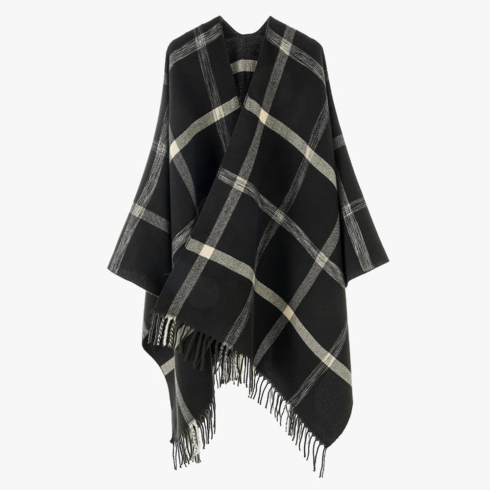 Damen Wollmix‑Überwurfponcho mit großem Karomuster und Fransensaum Shop Nory