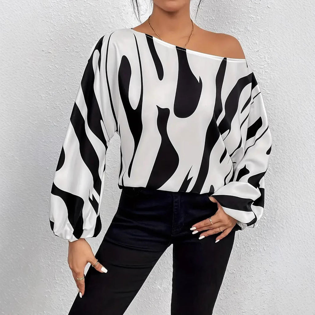 Damen Satin-Bluse mit asymmetrischem Schnitt und auffälligem Print